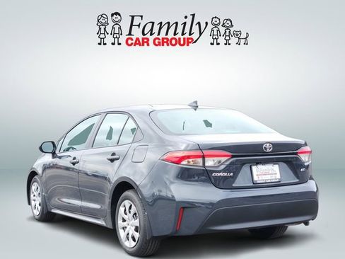 Used 2026 Toyota Corolla LE image 3