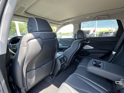 Used 2023 Acura RDX AWD w/ Advance Package image 27