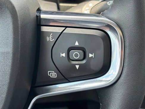 Used 2019 Volvo XC40 T5 Inscription AWD/4WD image 20