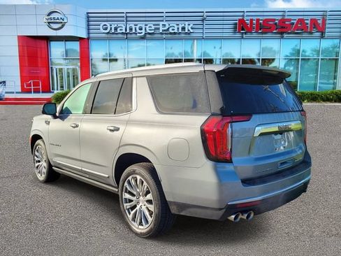 Used 2023 GMC Yukon Denali AWD/4WD image 3