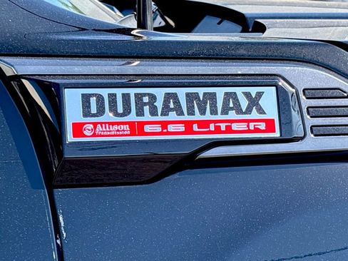 Used 2024 GMC Sierra 3500 AT4 w/ AT4 Premium Plus Package image 7