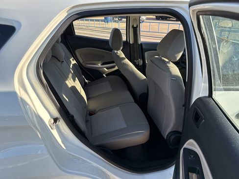 Used 2022 Ford EcoSport S image 12