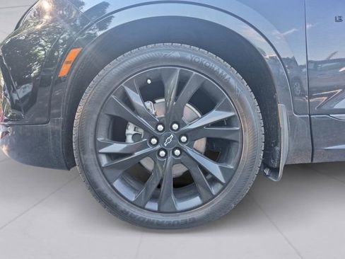 Used 2021 Chevrolet Blazer RS w/ Enhanced Convenience Package AWD/4WD image 9
