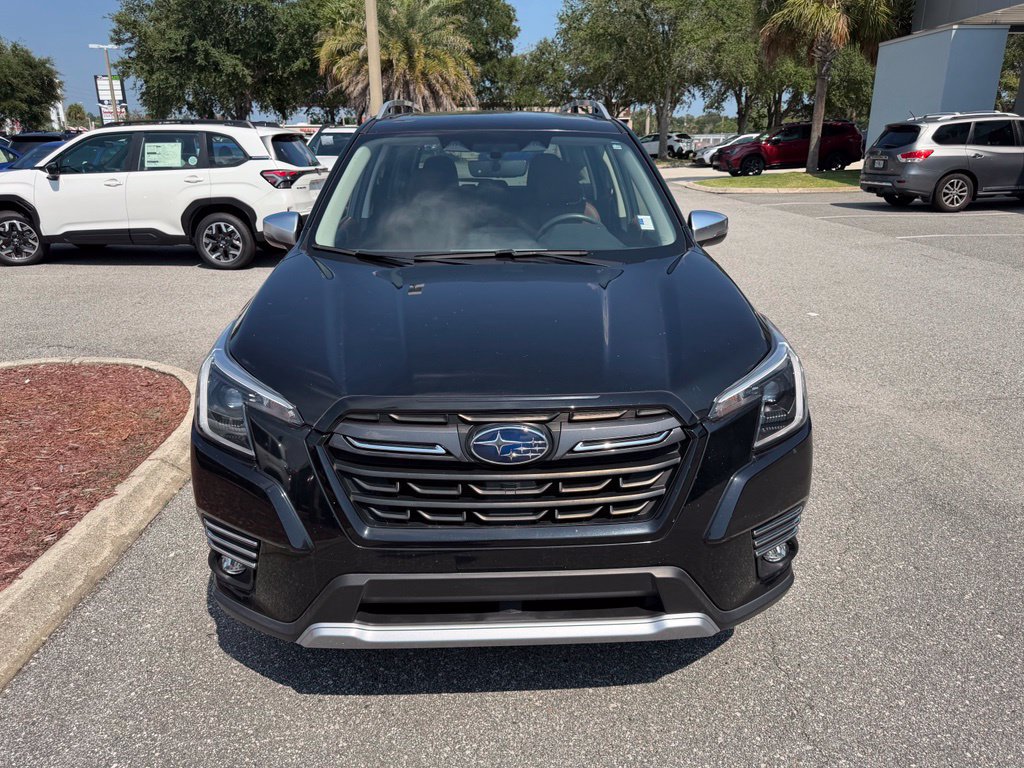 Used 2024 Subaru Forester Touring AWD/4WD image 12