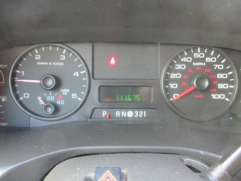 Used 2007 Ford F550 2WD Regular Cab Super Duty image 38