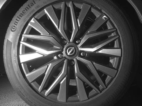 Used 2025 Nissan Altima 2.5 SV image 15