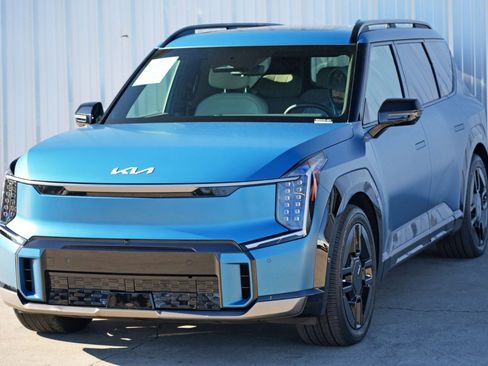 Used 2024 Kia EV9 GT-Line image 51