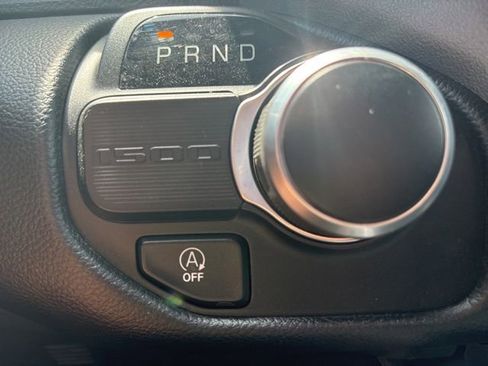 Used 2022 RAM 1500 Big Horn RWD image 12