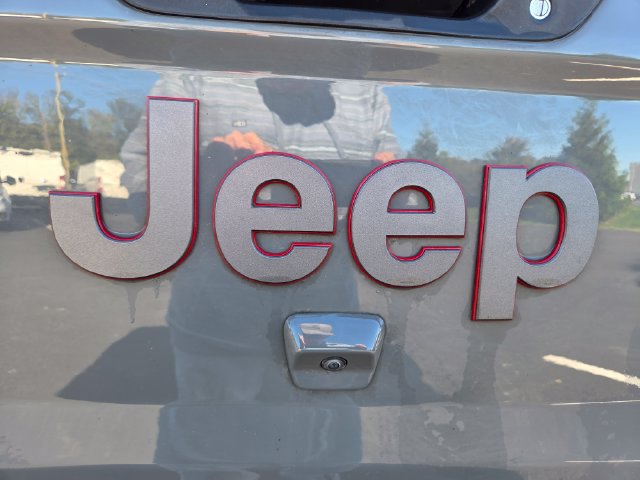 Used 2021 Jeep Gladiator Rubicon AWD/4WD image 26