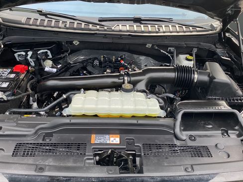 Certified 2025 Ford Expedition Tremor AWD/4WD image 27