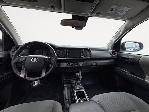 Used 2020 Toyota Tacoma SR image 10