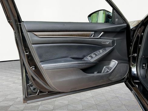 Used 2018 Honda Accord EX-L image 20