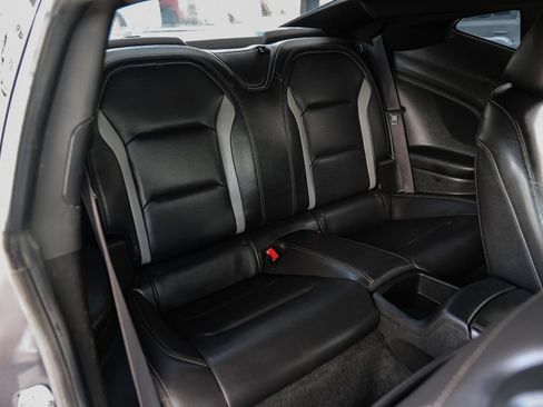 Used 2019 Chevrolet Camaro SS RWD image 35