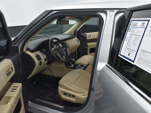 Used 2019 Ford Flex Limited image 11