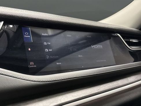 Used 2023 Jeep Grand Cherokee 4WD 4xe w/ Luxury Tech Group II image 30