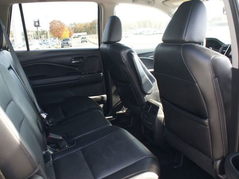Used 2017 Honda Pilot EX-L image 24