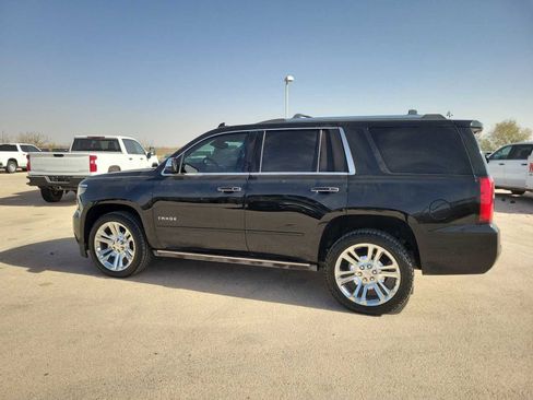Used 2020 Chevrolet Tahoe Premier w/ Premier Plus Edition image 3