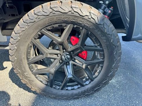 Used 2022 Ford F150 Lariat w/ Equipment Group 502A High AWD/4WD image 20