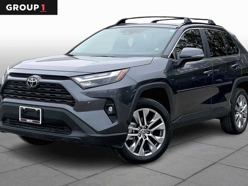 Used 2023 Toyota RAV4 XLE Premium image 1