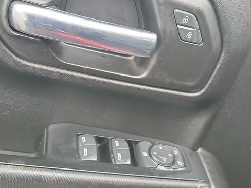 Used 2020 Chevrolet Silverado 1500 Custom w/ Custom Value Package image 22