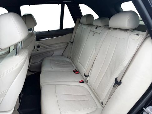Used 2015 BMW X5 xDrive50i AWD/4WD image 16