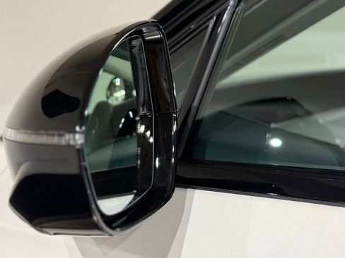 New 2026 Lincoln Nautilus Premier w/ Jet Appearance Package AWD/4WD image 18
