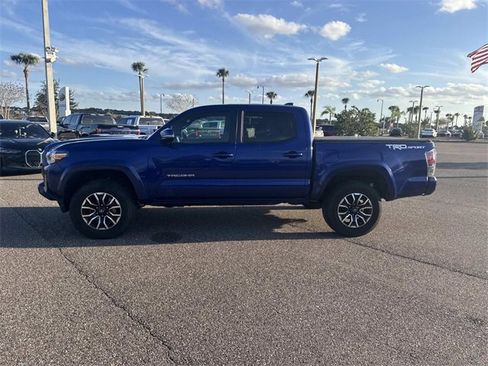 Used 2023 Toyota Tacoma TRD Sport image 7