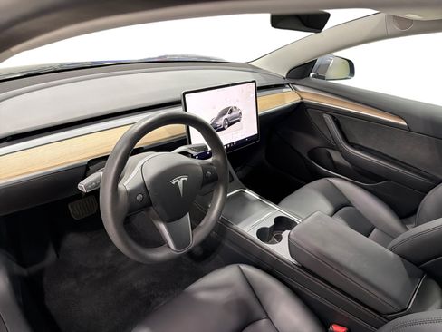 Certified 2023 Tesla Model 3 Standard Range RWD image 9