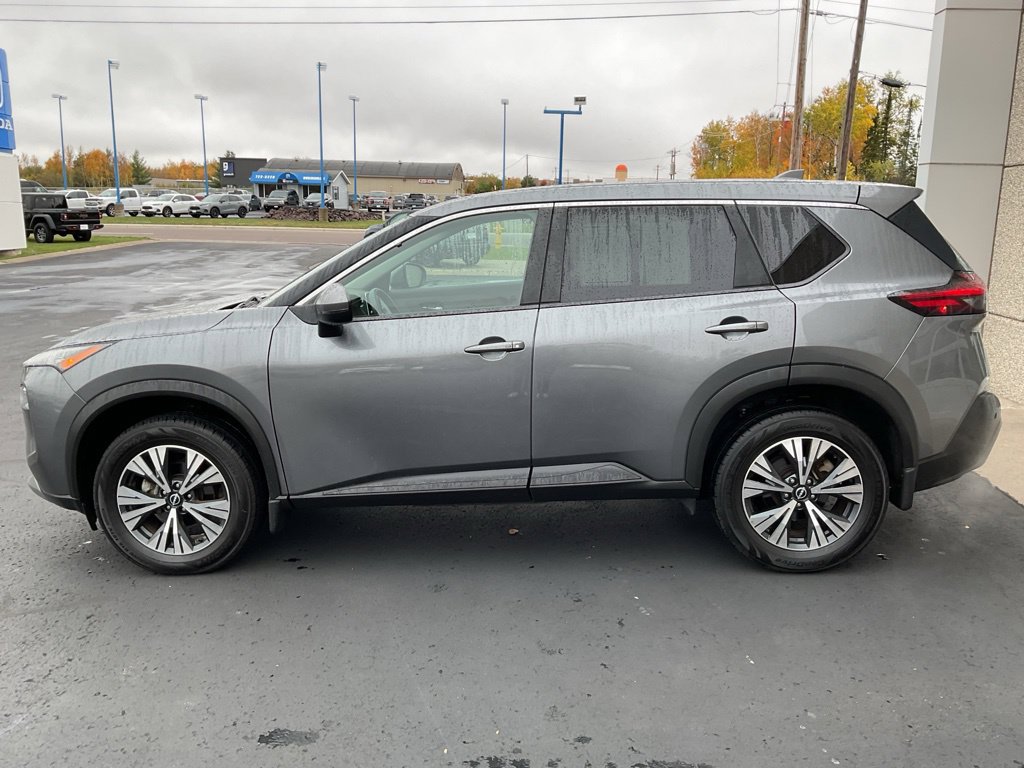 Used 2022 Nissan Rogue SV AWD/4WD image 8