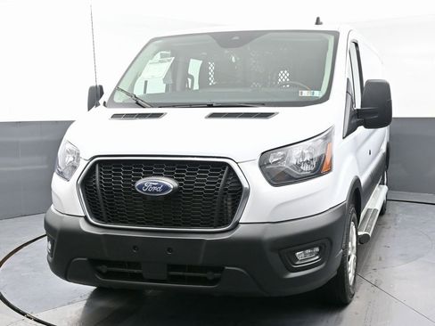 Used 2024 Ford Transit 250 Low Roof w/ Exterior Upgrade Package image 5
