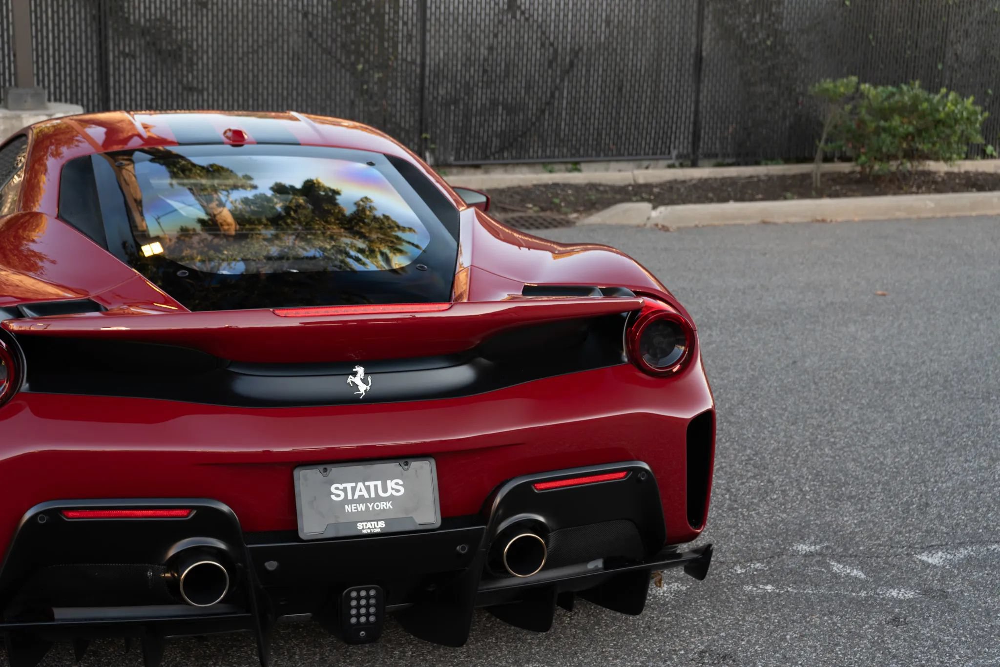 Used 2020 Ferrari 488 Pista Coupe RWD image 20