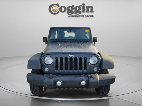 Used 2017 Jeep Wrangler Unlimited Sport w/ Max Tow Package AWD/4WD image 6