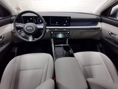 Certified 2025 Hyundai Tucson SEL image 38