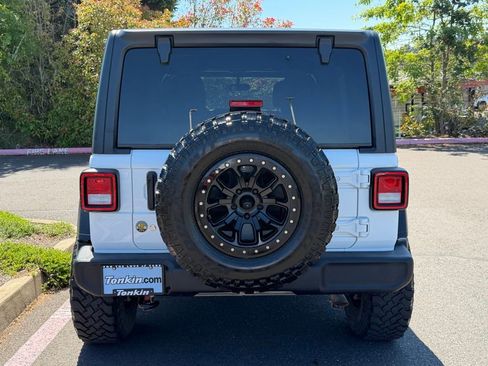 Used 2020 Jeep Wrangler Unlimited Sport S AWD/4WD image 5
