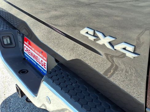 Used 2019 RAM 1500 Lone Star AWD/4WD image 10