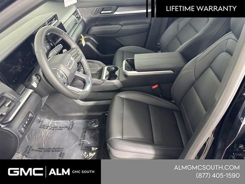 New 2026 GMC Terrain Elevation w/ Elevation Premium Package FWD image 11