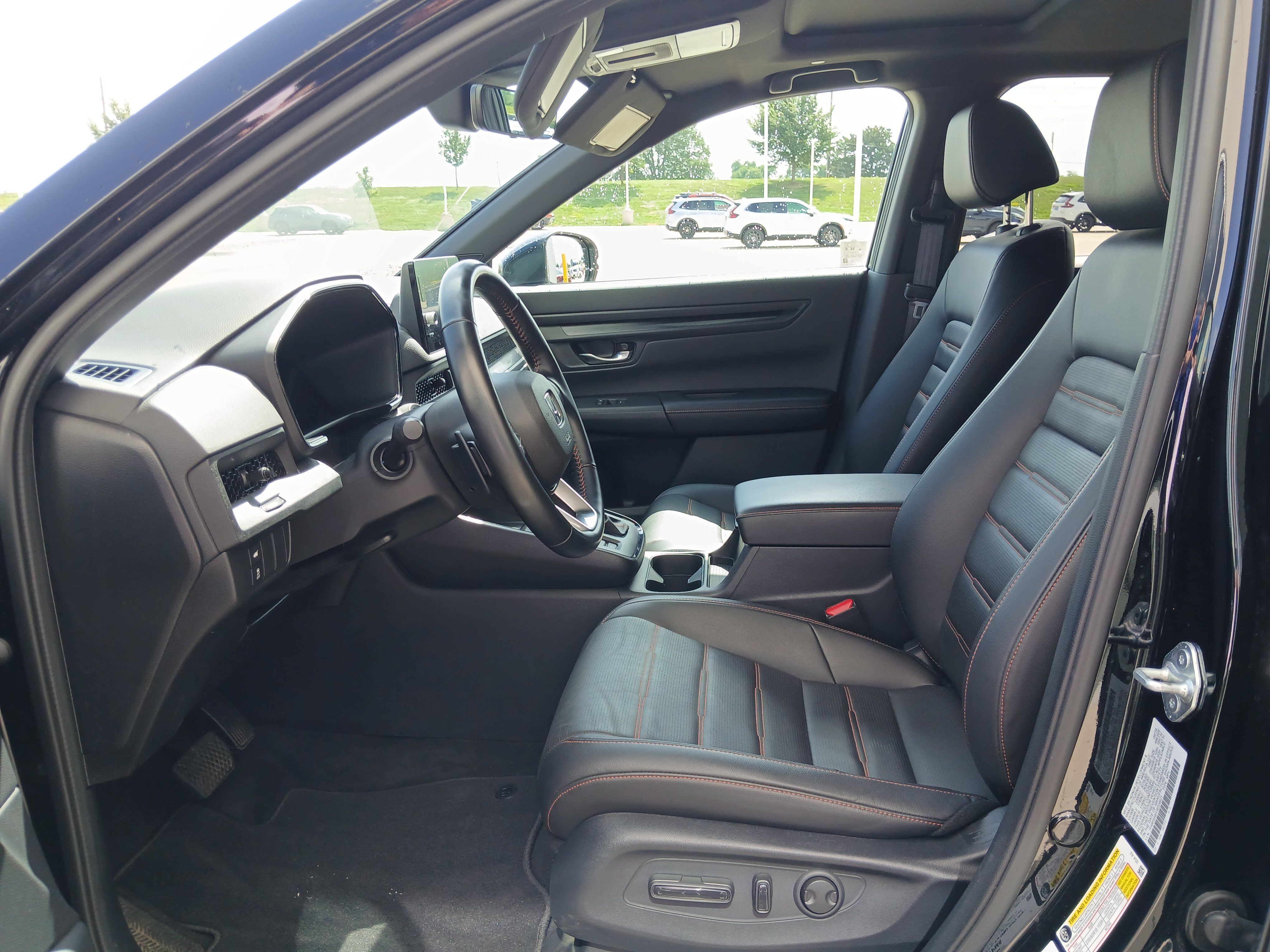 Used 2025 Honda CR-V Sport-L image 8