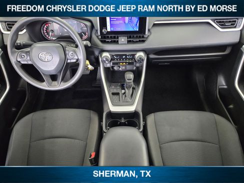 Used 2025 Toyota RAV4 LE image 20