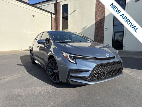 Used 2024 Toyota Corolla SE image 1