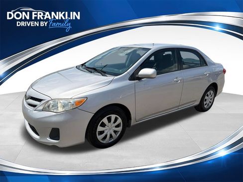 Used 2011 Toyota Corolla LE FWD image 1