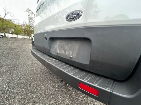 Used 2024 Ford Transit 250 Low Roof w/ Exterior Upgrade Package RWD image 9
