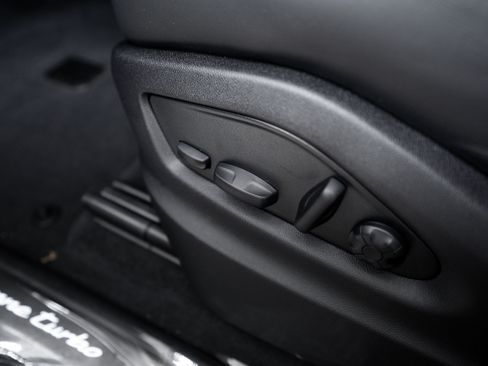 New 2026 Porsche Cayenne Turbo image 21