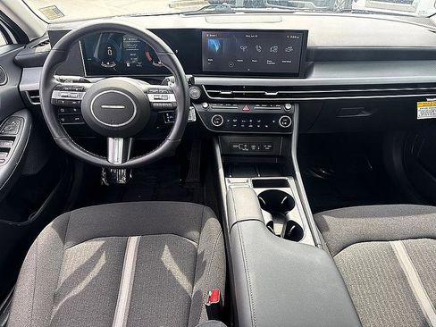 Certified 2025 Hyundai Sonata SEL FWD image 9
