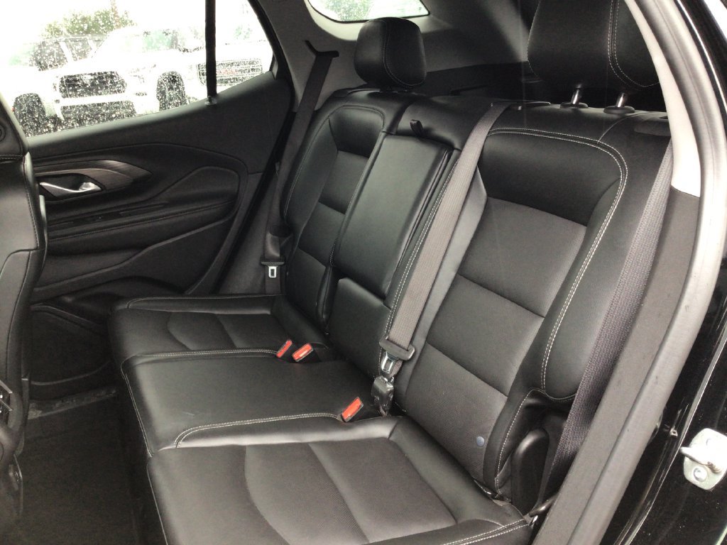 Used 2024 GMC Terrain SLT AWD/4WD image 24