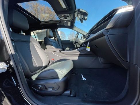 New 2026 Jeep Cherokee Limited image 27