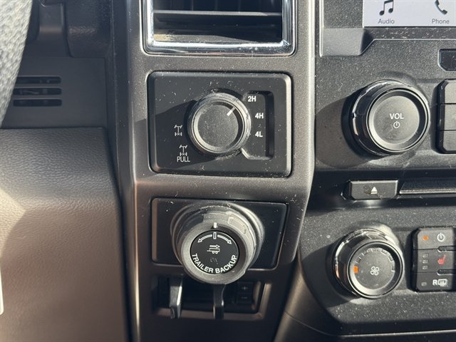 Used 2016 Ford F150 XLT w/ Equipment Group 302A Luxury AWD/4WD image 18