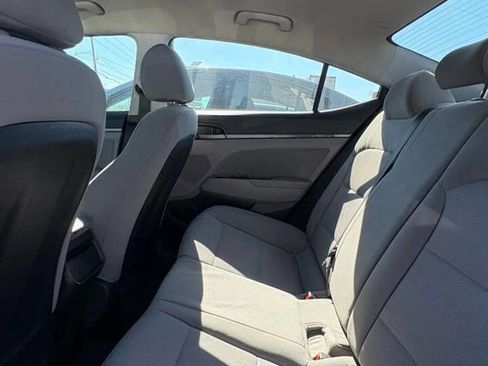 Used 2018 Hyundai Elantra SEL image 5