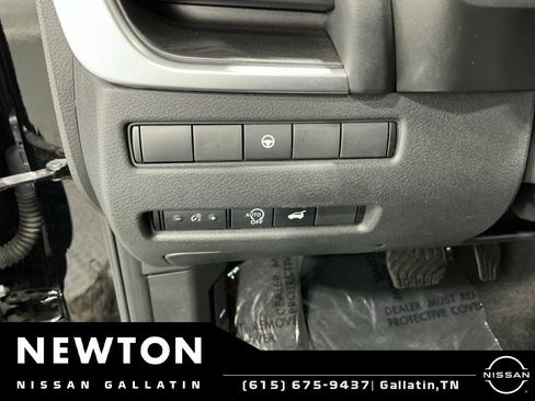 Used 2024 Nissan Rogue SV w/ SV Premium Package AWD/4WD image 33