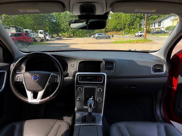 Used 2016 Volvo S60 T5 Premier FWD image 11