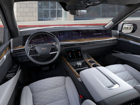 New 2026 Cadillac Escalade Platinum Luxury w/ LPO, Floor Liner Package AWD/4WD image 15